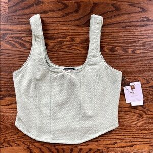 Women’s Green Cropped Top